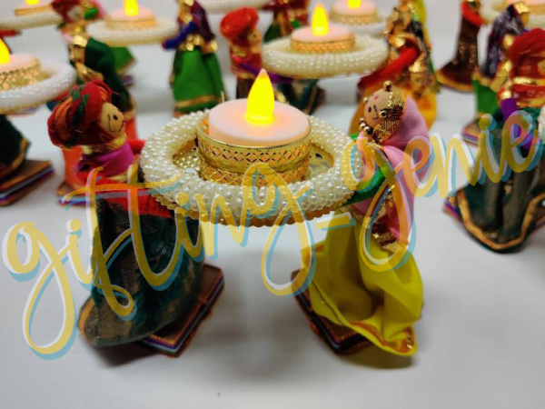 Zupppy Art & Craft Rajasthani Couple Tealight Holder