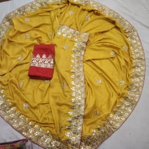 Zupppy Art & Craft Silk Thread Banana Clutcher with Saree Pin