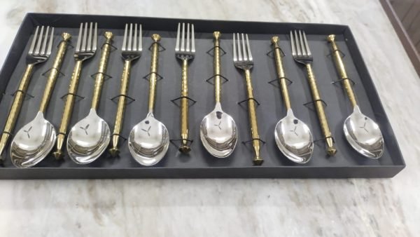 Zupppy Crockery & Utensils Cutlery Set made with glass and steel
