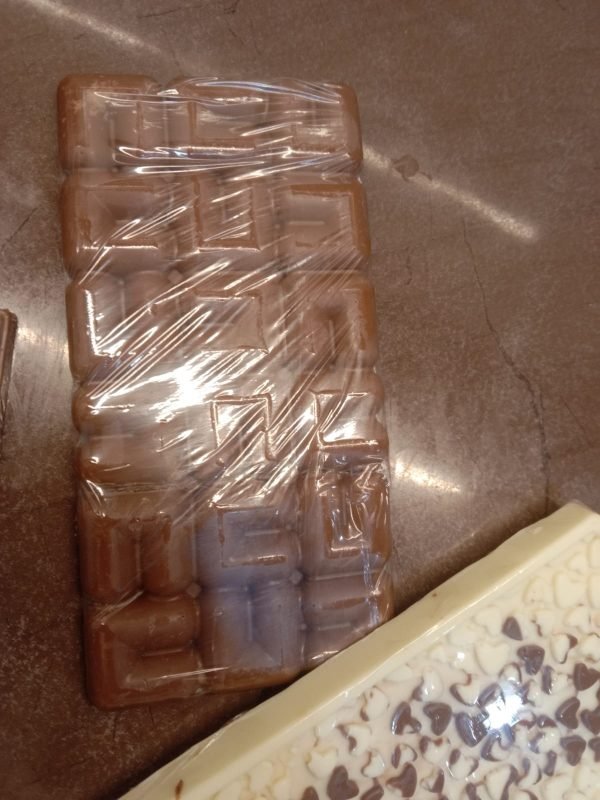 Zupppy Chocolates Decadent Delights: Plain Chocolate Bar at 150Rs, Upgrade with Dry Fruits or Oreo Crunchy at 180Rs!