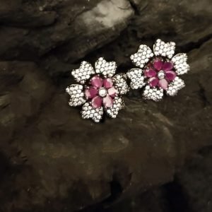Zupppy Jewellery Floral drop earrings