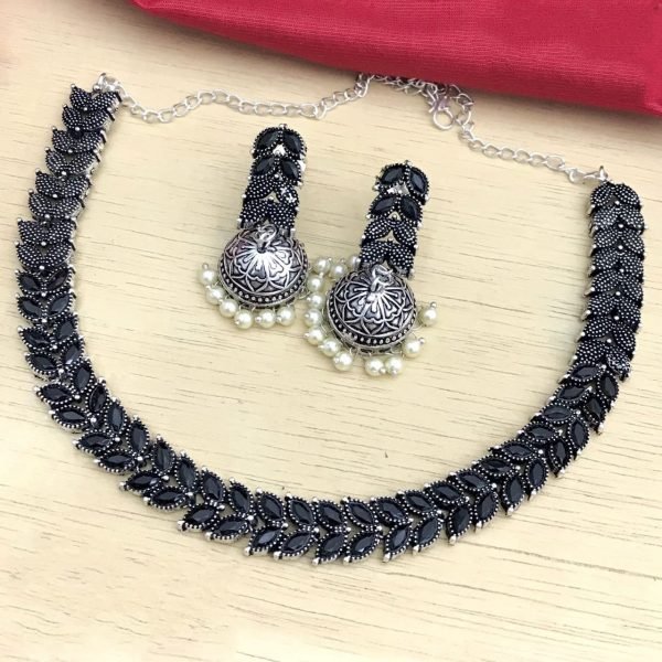 Zupppy Jewellery Kundan Pearl Set