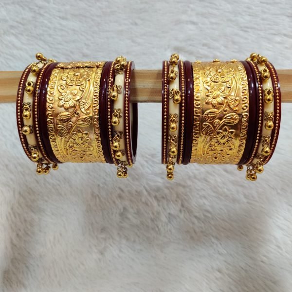 Zupppy Accessories Simple Gold Design Bangles