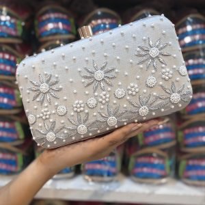 Zupppy Accessories Silver Calm clutch for party