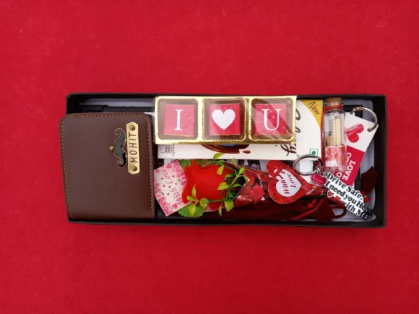 Zupppy Art & Craft Valentine Combo for him with bouquet