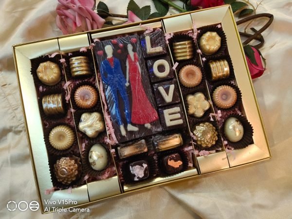 Zupppy Chocolates Love valentine box