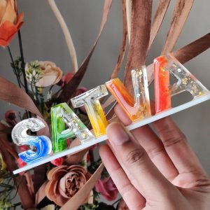 Zupppy Customized Gifts Resin Name Stand