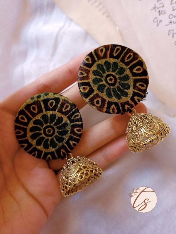 Zupppy Jewellery Rainvas Dark Green printed earrings with golden bottom