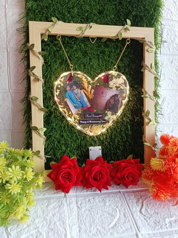 Zupppy Photo Frames Wall Hanging Heart Resin Frame