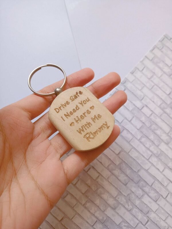Zupppy Accessories Wooden personalised engraved keychain for men women and kids