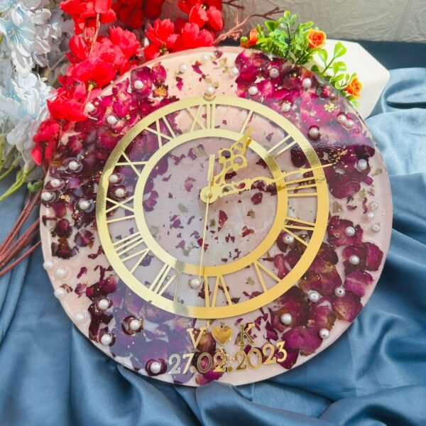 Zupppy clock Varmala Preservation Resin Clock