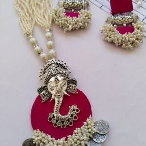 Zupppy Jewellery Rainvas Pink and silver Ganpati necklace earrings beads set