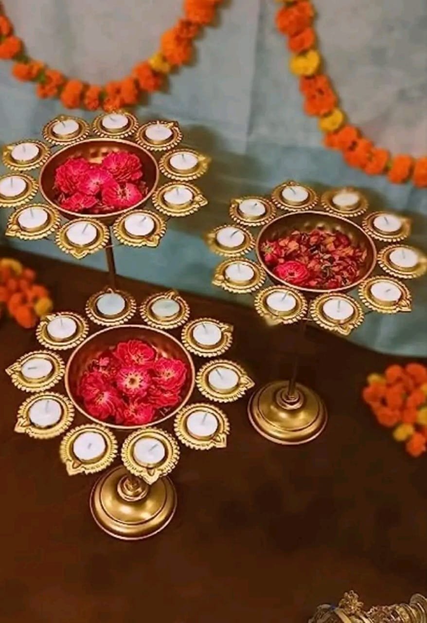 Diya Urli With Stand “Radiant Rituals: Diya Urli with Stand Illuminates Timeless Festive Splendor.” Zupppy Home Decor Diya Urli With Stand “Radiant Rituals: Diya Urli with Stand Illuminates Timeless Festive Splendor.”