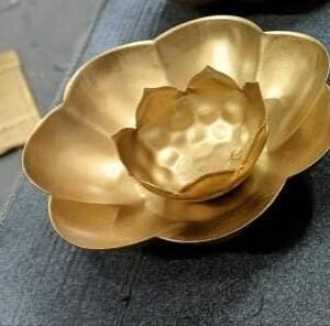 Zupppy Customized Gifts Flower Tea Light Holder | Golden Candle Holder