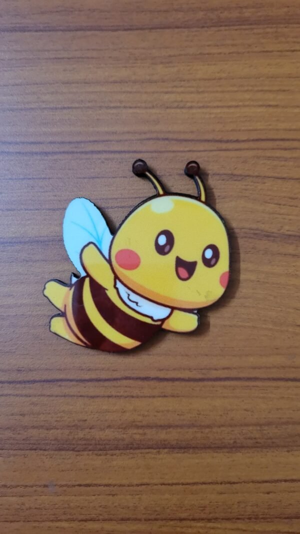 Zupppy Fridge Magnet Buzzing Bees Fridge Magnet – Cute Honey Bee-Shaped Decor for Fridge or Almirah