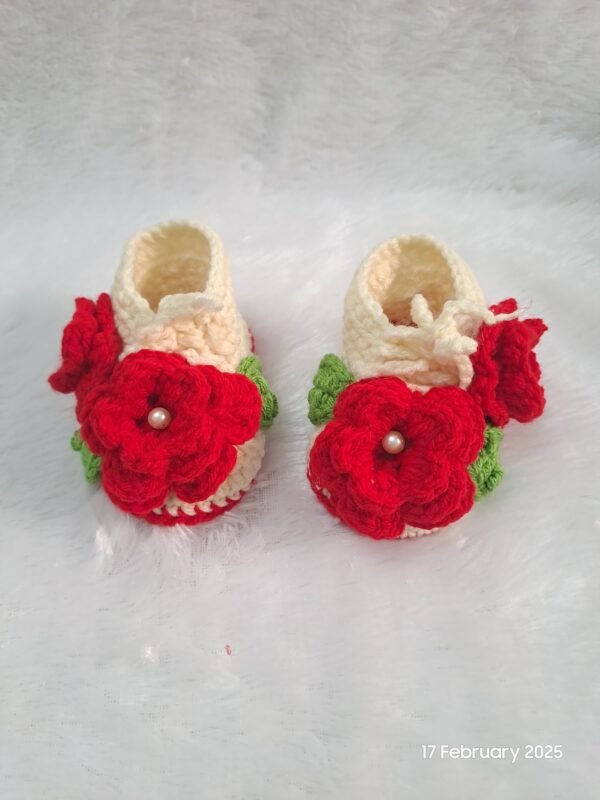 Zupppy Apparel Adorable Crochet Booties for Baby Feet