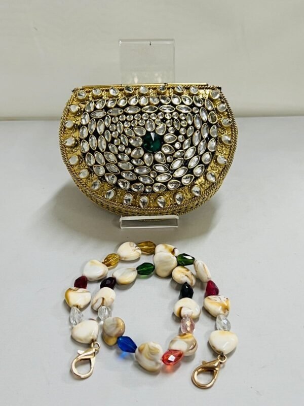 Zupppy Accessories Luxury Kundan Bag – Timeless Elegance with Traditional Craftsmanship