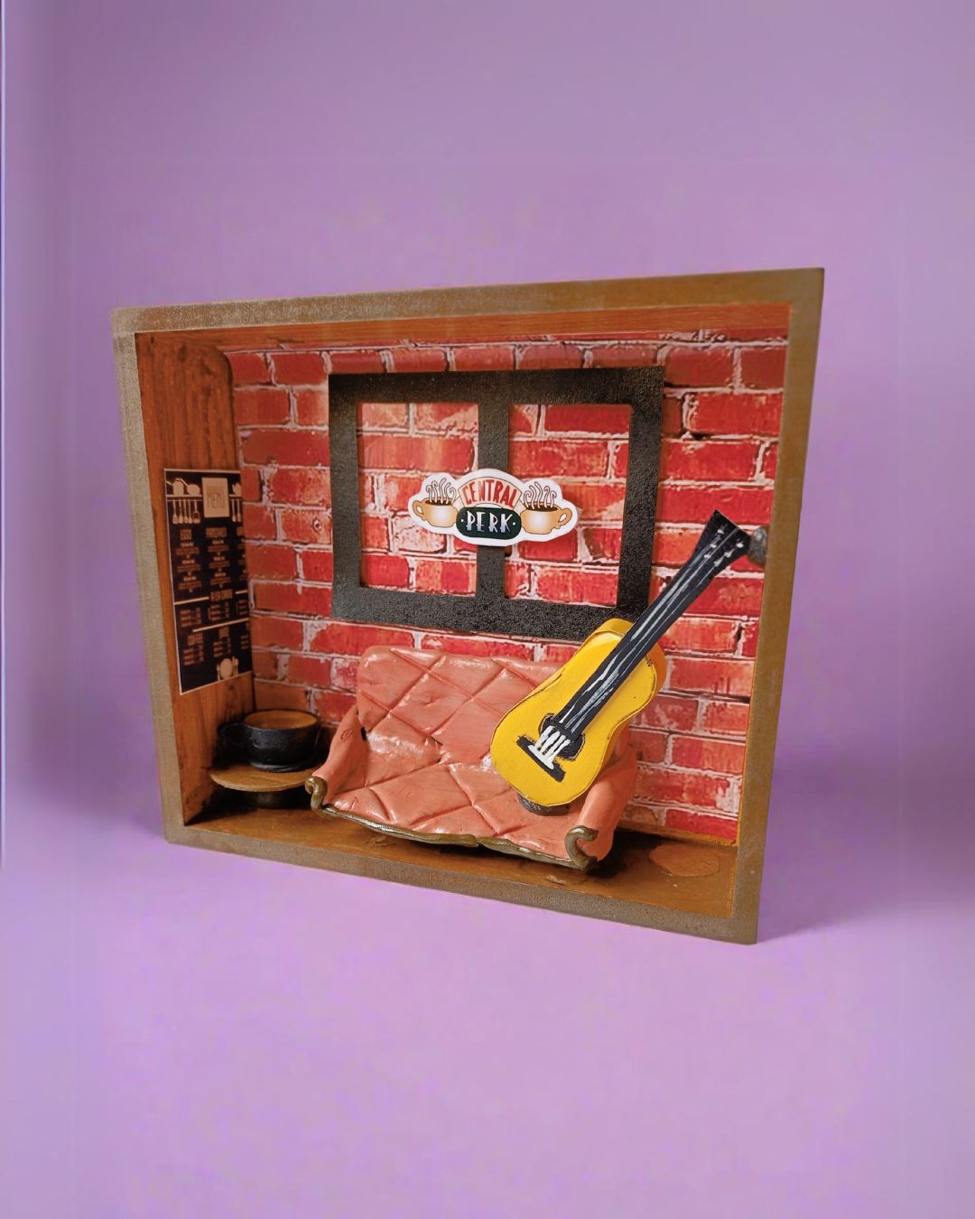 Rainvas Central Perk Miniature Friends TV Keyholder