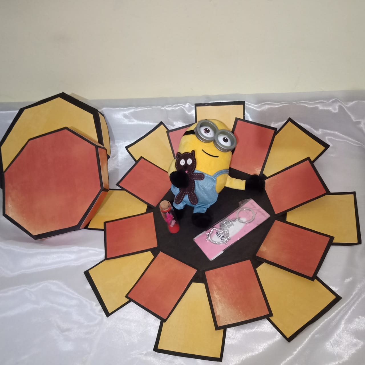 Handmade Custom Explosion Box Online in India | Zupppy