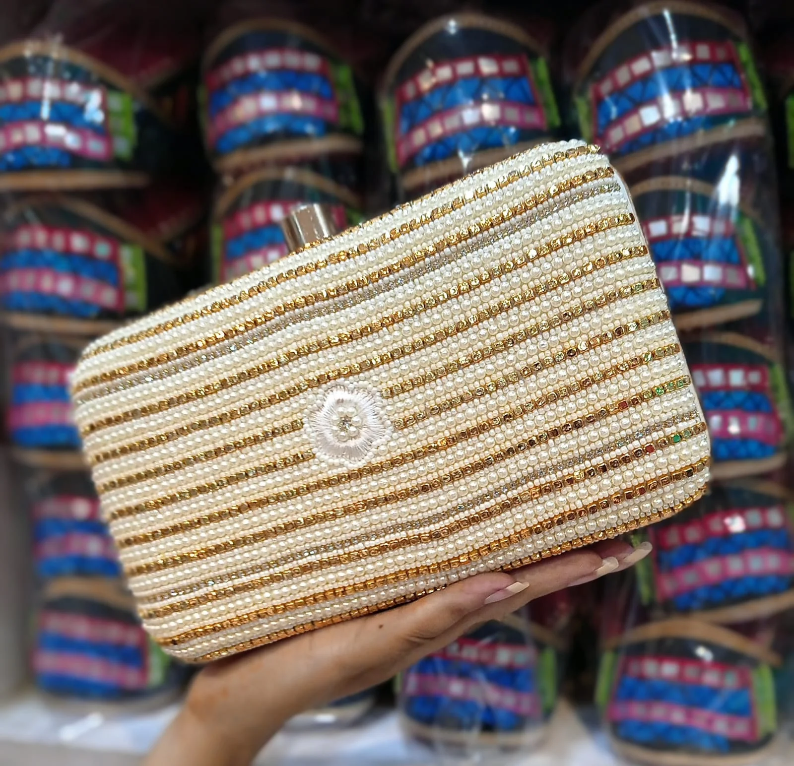 Women's Heavy Work Embroidery Box Clutch - Elegant Party Accessory - Image 10