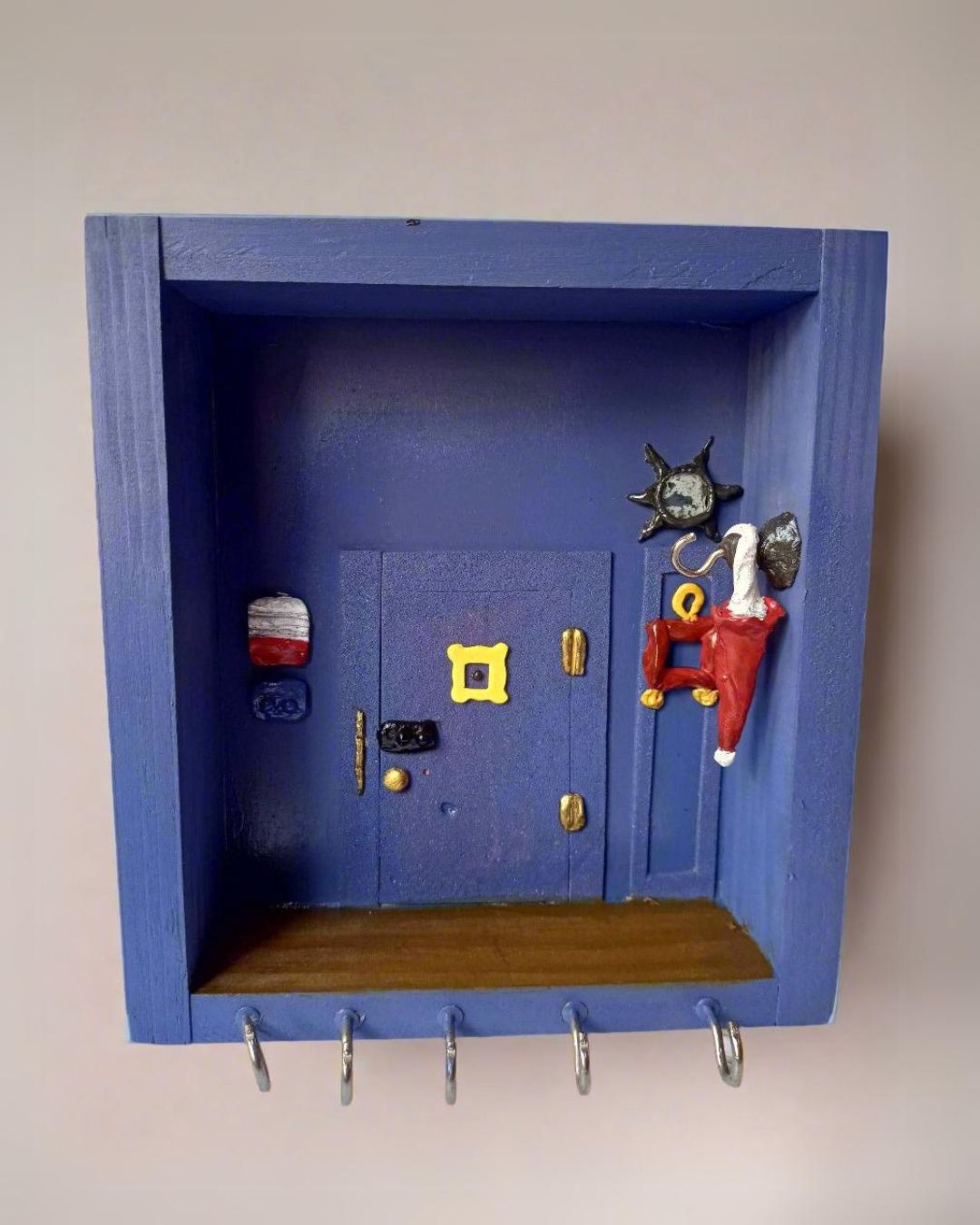 Rainvas Monica Geller Friends TV Purple Door Miniature Keyholder