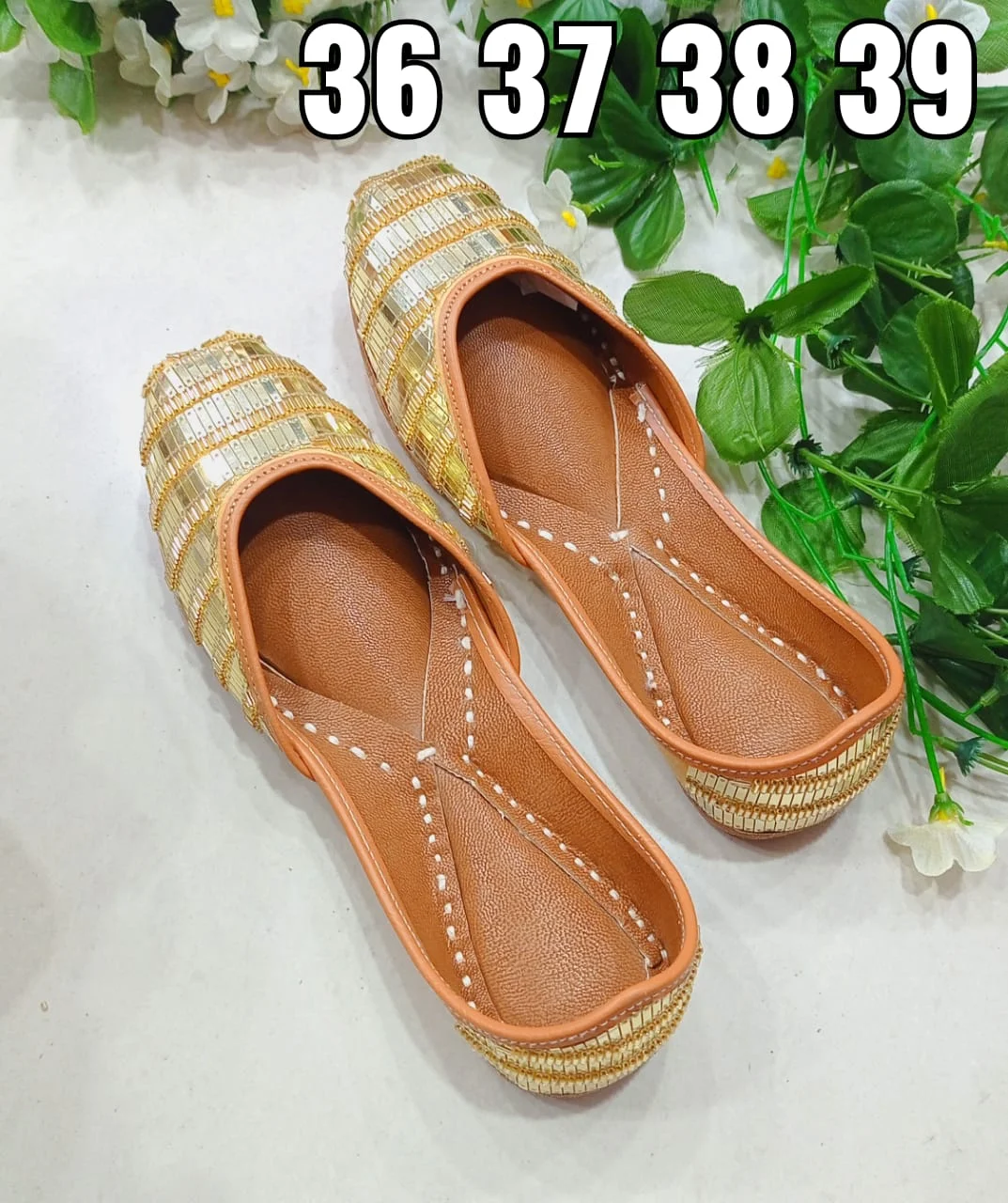 Embroidery Mojari: Handcrafted Jutti - Image 12