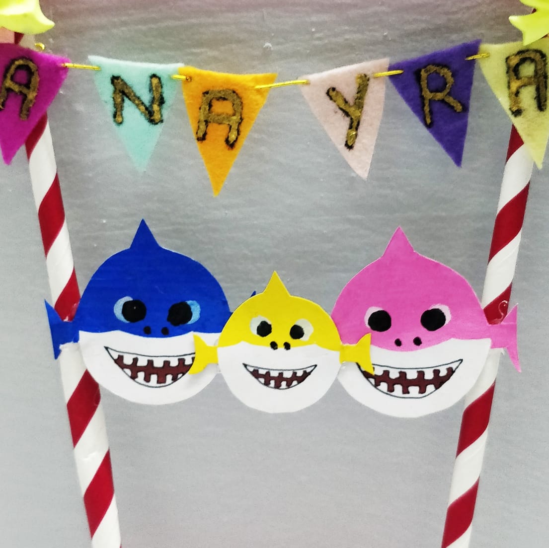 Cake Topper on Baby Shark - Image 2