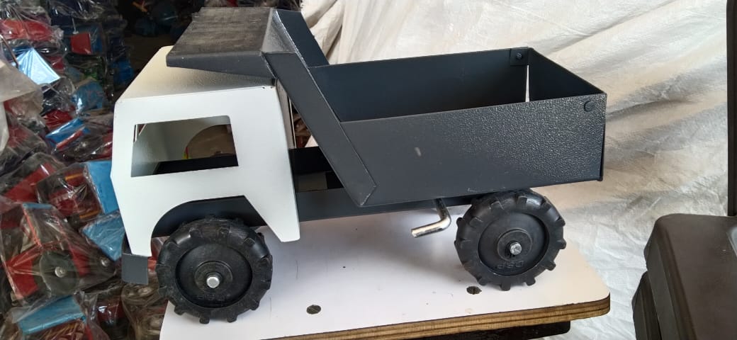 Iron truck Dumper | Buy Online Iron truck Dumper | Zupppy