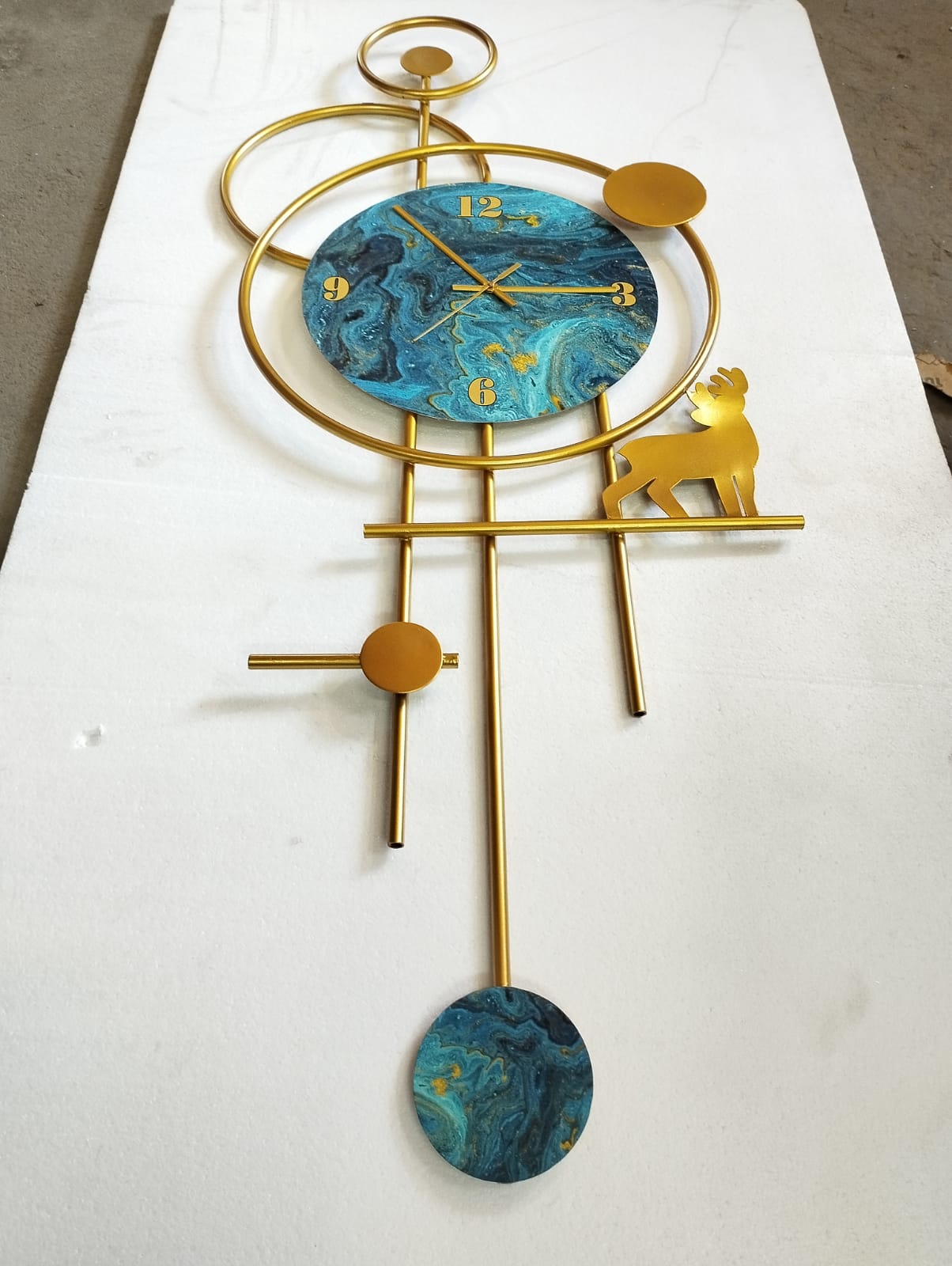 Garari Heavy Wall Clock – Luxury Decorative Metal Wall Clock for Home & Office - Image 3