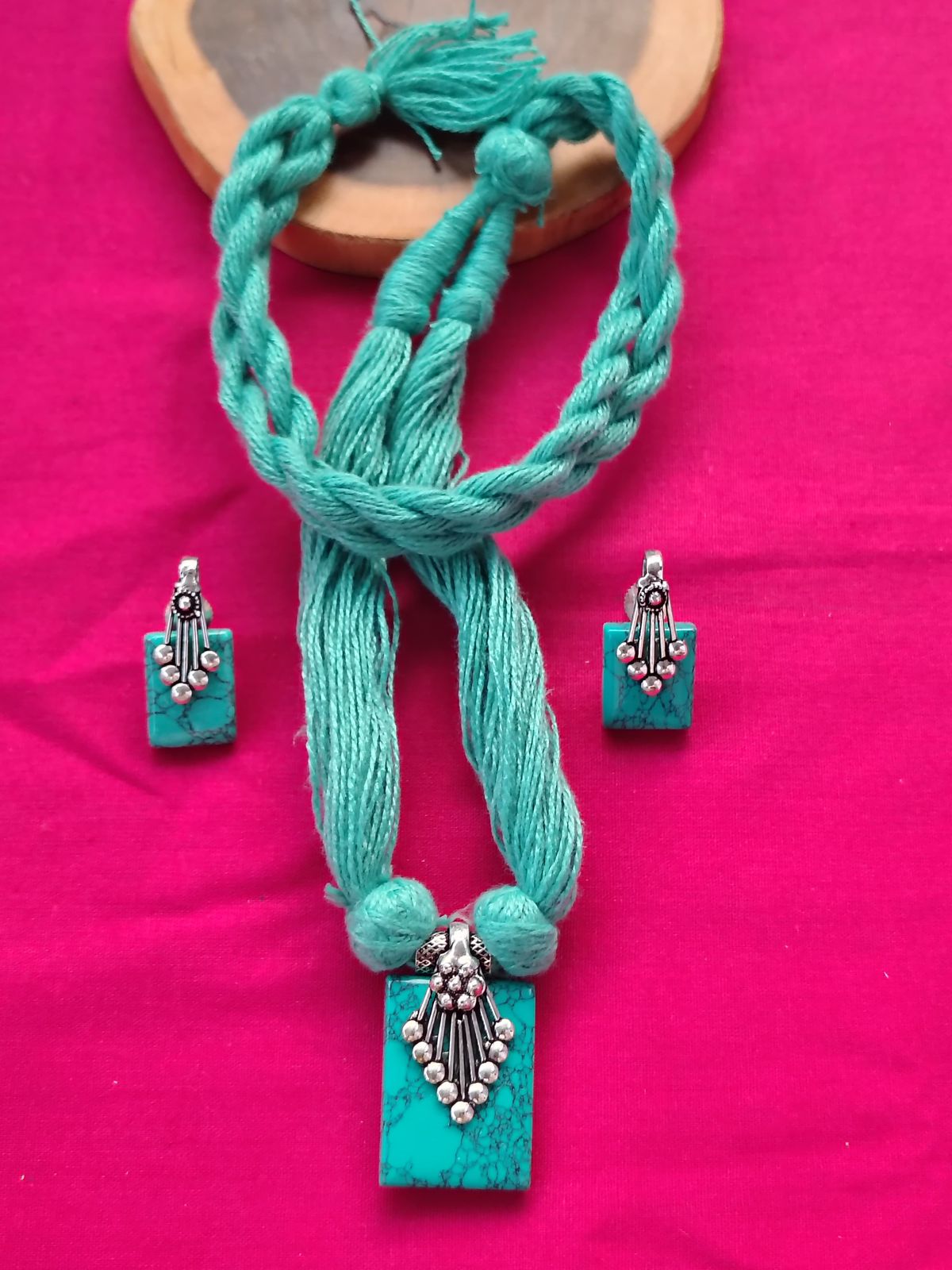 Exquisite Handcrafted Jewelry – Unique Artisan Designs for Every Occasion